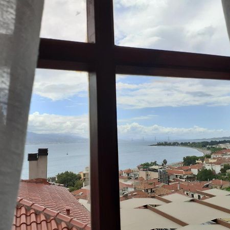 Clock'S House Apartment Nafpaktos Екстериор снимка