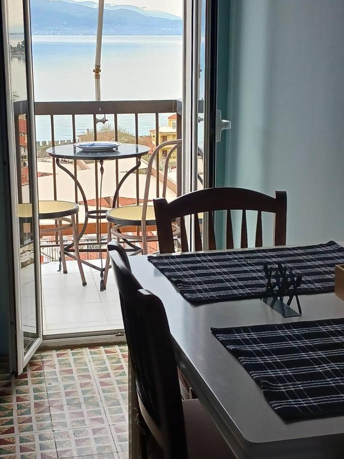 Clock'S House Apartment Nafpaktos Екстериор снимка