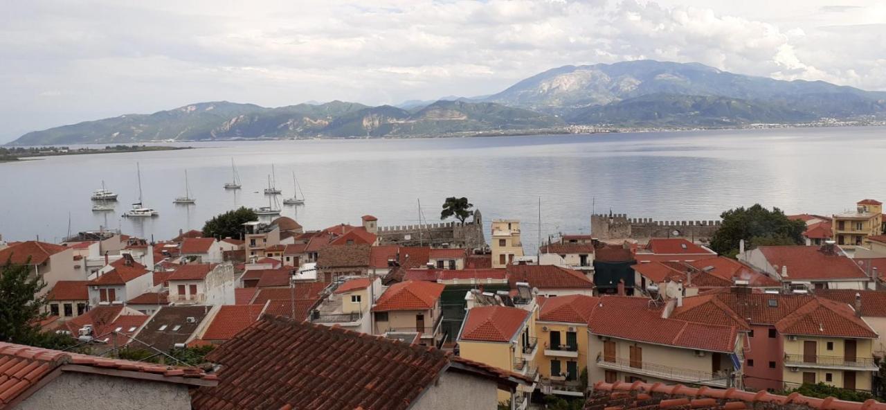 Clock'S House Apartment Nafpaktos Екстериор снимка