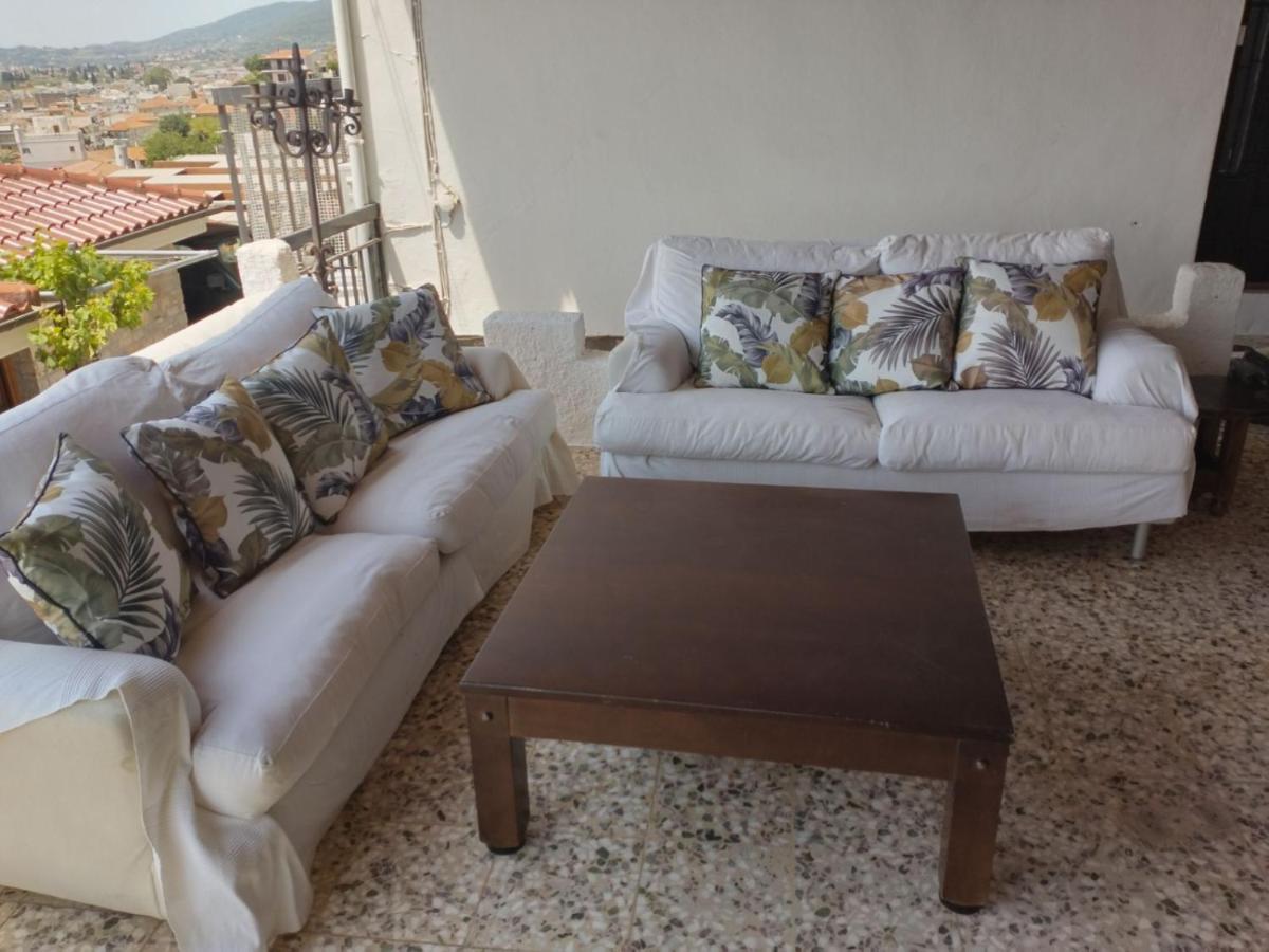 Clock'S House Apartment Nafpaktos Екстериор снимка
